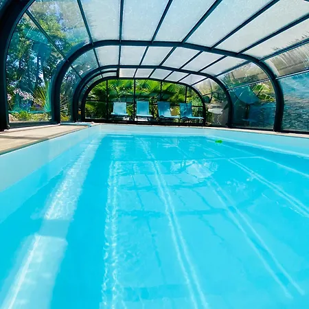 Cocon Champetre Avec Jacuzzi Апартаменты *