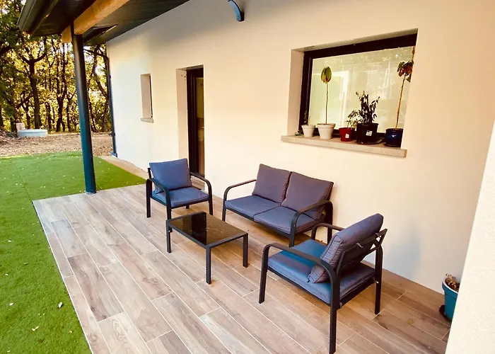 Cocon Champetre Avec Jacuzzi