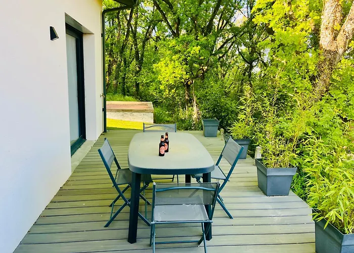 Cocon Champetre Avec Jacuzzi アパート オッソンヌ